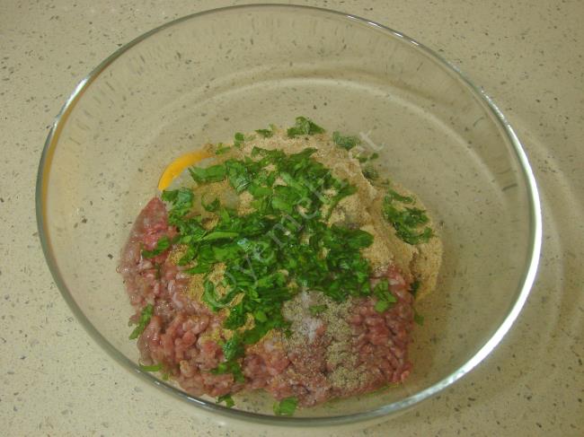 Köfteli Orman Kebabı - Yapılışı (3/16) 