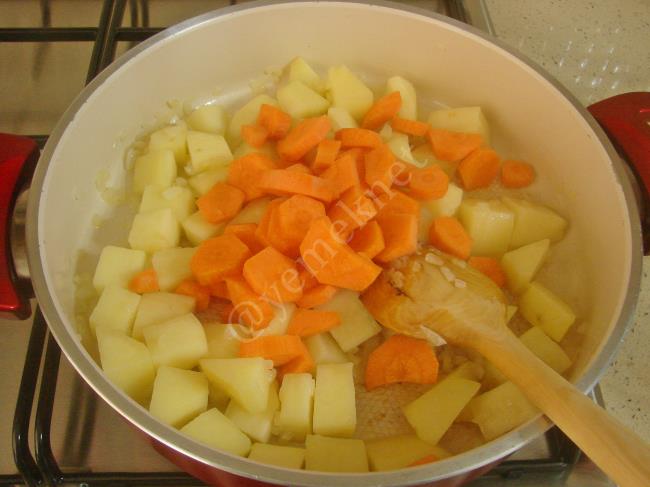 Köfteli Orman Kebabı - Yapılışı (9/16) 