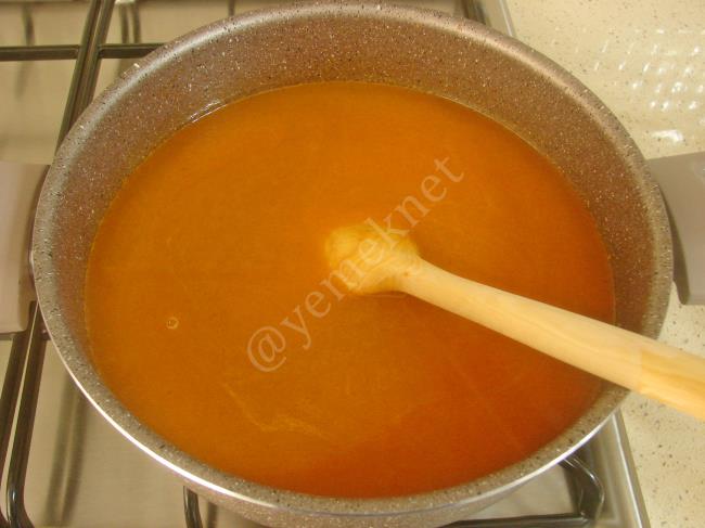 Salçalı Mercimek Çorbası - Yapılışı (6/12) 