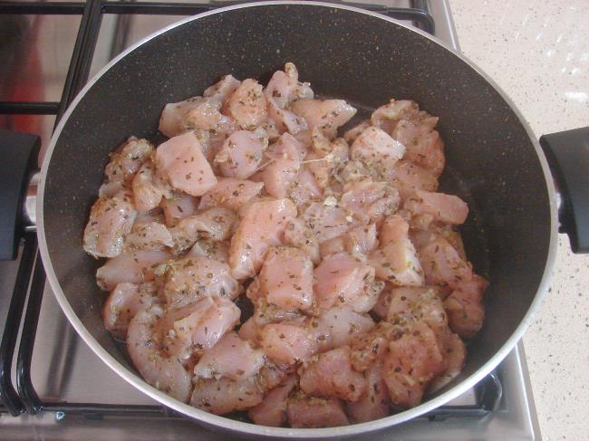 Kekikli Kremalı Tavuk - Yapılışı (6/12) 