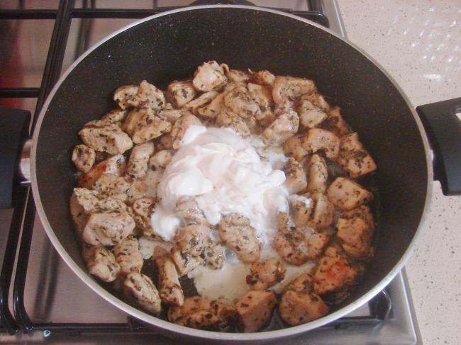 Kekikli Kremalı Tavuk - Yapılışı (8/12) 