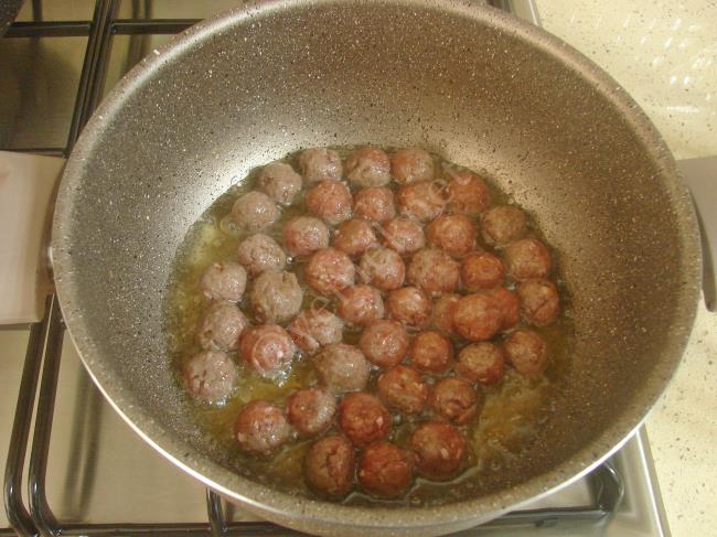 Köfteli Barbunya Yemeği - Yapılışı (11/16) 