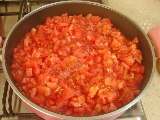 Domates Sosu Konservesi - Yapılışı (3/12) 