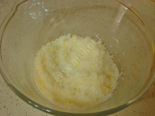 Pastane Usulü Limonata - Yapılışı (4/12) 