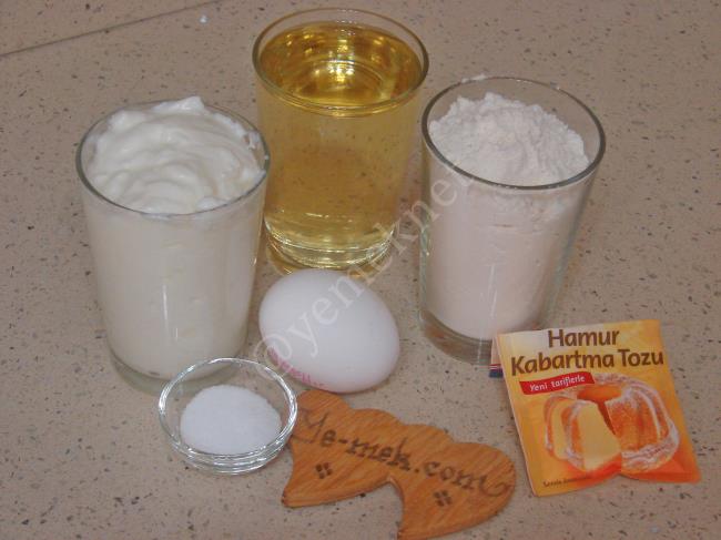 Sıvı Yağlı Mayasız Poğaça - Yapılışı (1/12) 