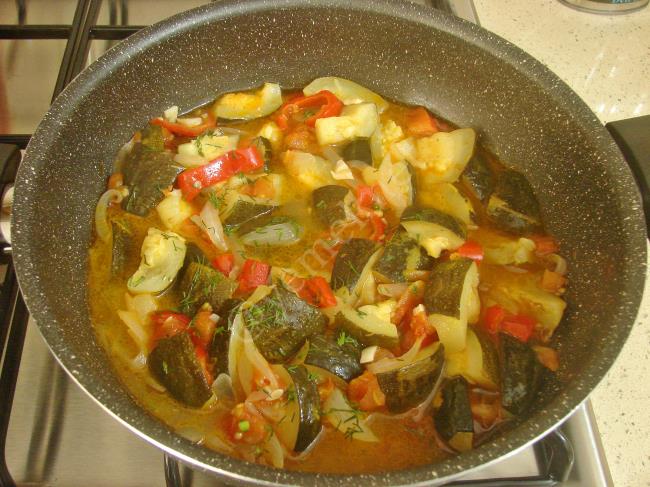 Zeytinyağlı Girit Kabağı - Yapılışı (9/12) 