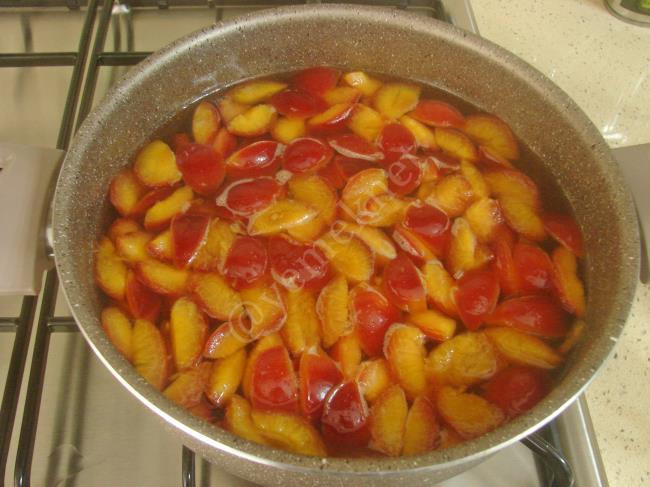 Kırmızı Erik Kompostosu - Yapılışı (5/8) 