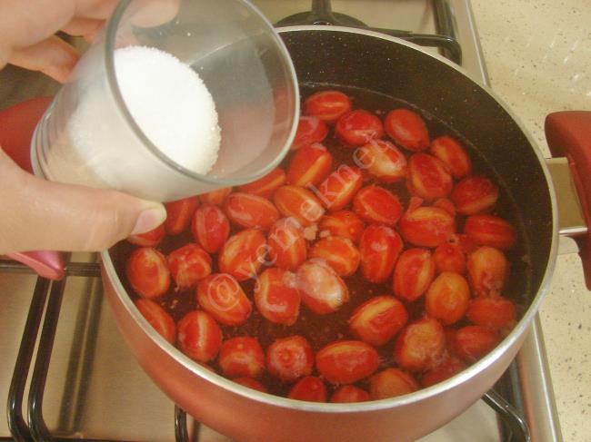 Kızılcık Kompostosu - Yapılışı (4/8) 