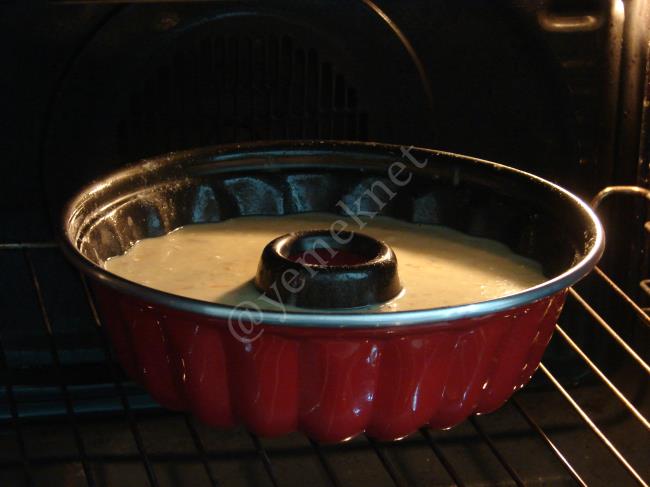 Havuçlu Tarçınlı Kek - Yapılışı (8/12) 