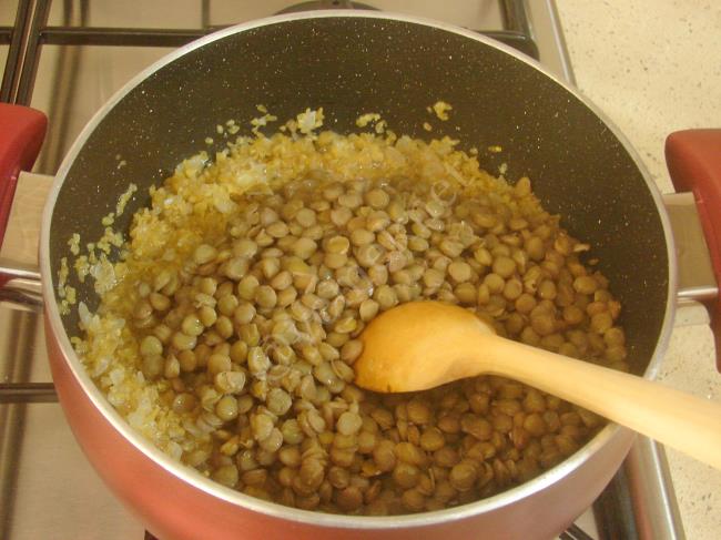 Mercimekli Bulgur Pilavı - Yapılışı (7/12) 