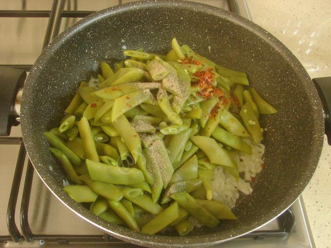 Taze Fasulye Kavurması - Yapılışı (5/8) 