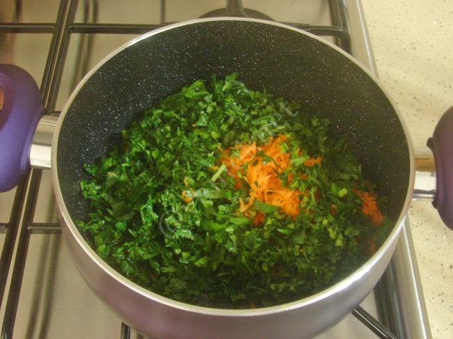 Kereviz Yaprağı Çorbası - Yapılışı (4/12) 