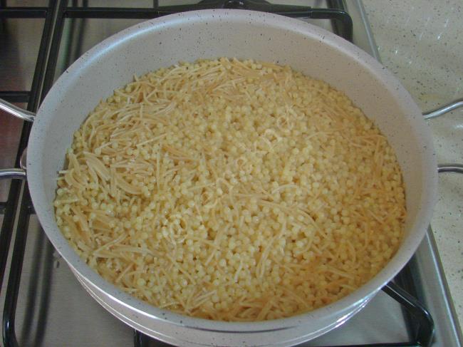 Kuskus Pilavı - Yapılışı (7/12) 