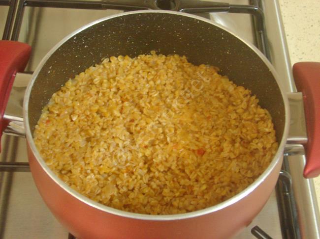 Siyez Bulgur Pilavı - Yapılışı (6/8) 