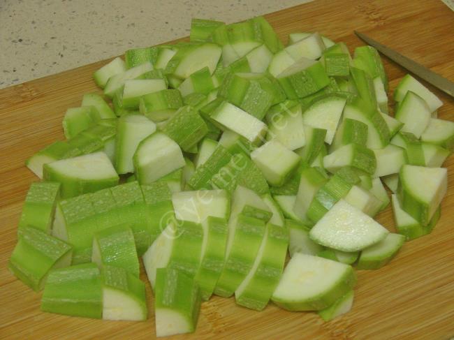 Yoğurtlu Kabak Çorbası - Yapılışı (2/12) 