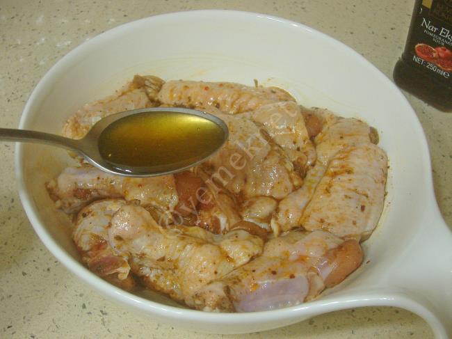 Fırında Ballı Tavuk Kanat - Yapılışı (6/12) 