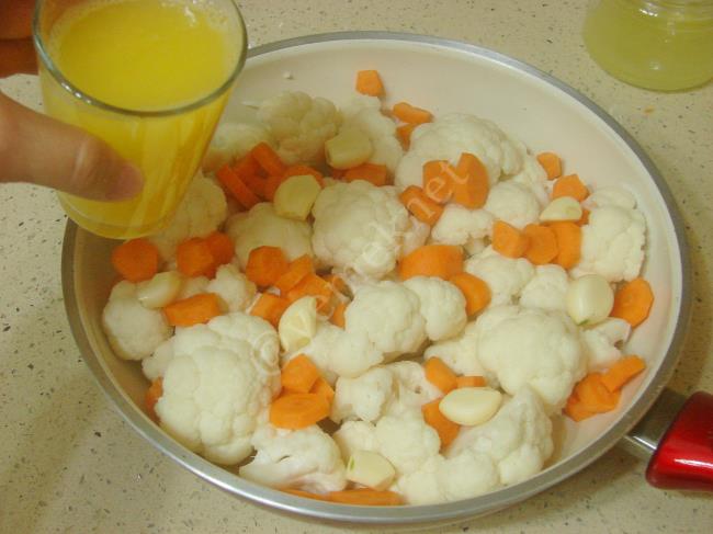 Portakallı Karnabahar Yemeği - Yapılışı (3/8) 