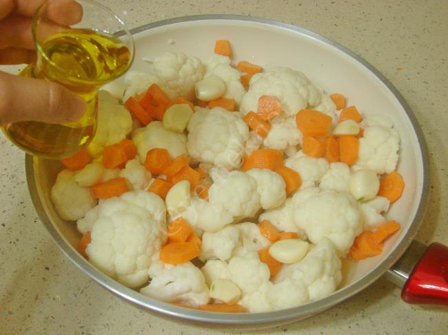 Portakallı Karnabahar Yemeği - Yapılışı (4/8) 