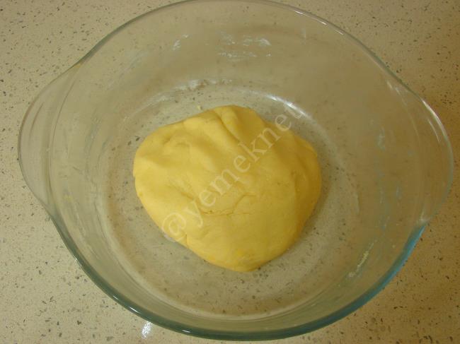 Ağızda Dağılan Elmalı Kurabiye - Yapılışı (5/12) 