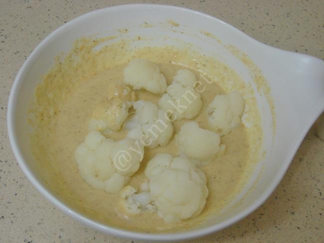 Fırında Soslu Karnabahar - Yapılışı (6/12) 