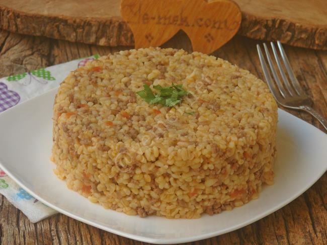 Kıymalı Bulgur Pilavı - Yapılışı (12/12) 