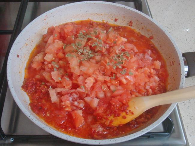 Napoliten Sos - Yapılışı (5/8) 