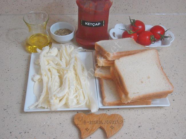 Porsiyonluk Ekmek Pizzası - Yapılışı (1/12) 