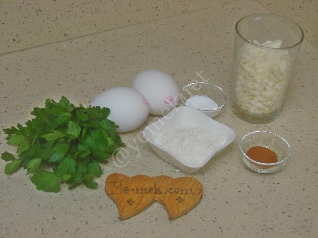 Tavada Mayasız Börek - Yapılışı (1/12) 