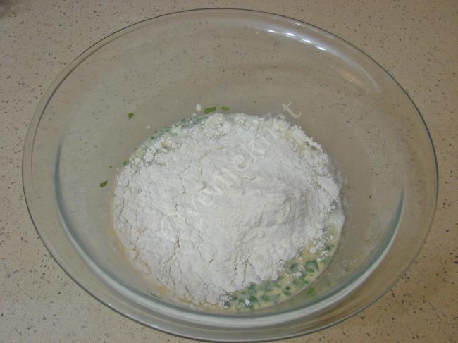 Tavada Pişi - Yapılışı (4/12) 