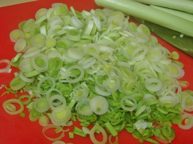 Fırında Kıymalı Pırasa - Yapılışı (2/16) 