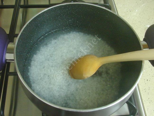 Nişastasız Sütlaç - Yapılışı (3/12) 