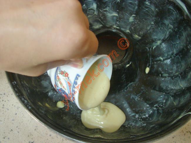 Sodalı Kek - Yapılışı (9/16) 