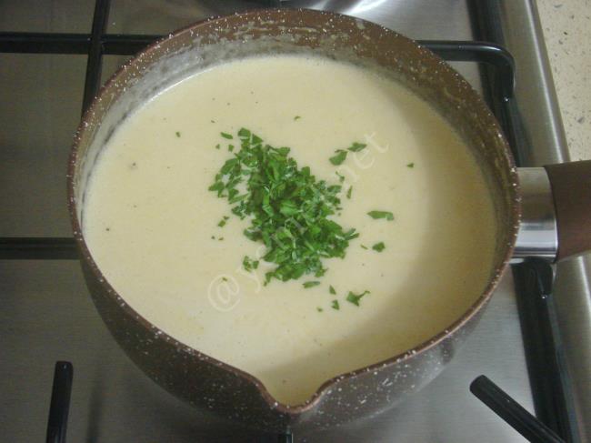 Alfredo Soslu Fettucine - Yapılışı (8/12) 