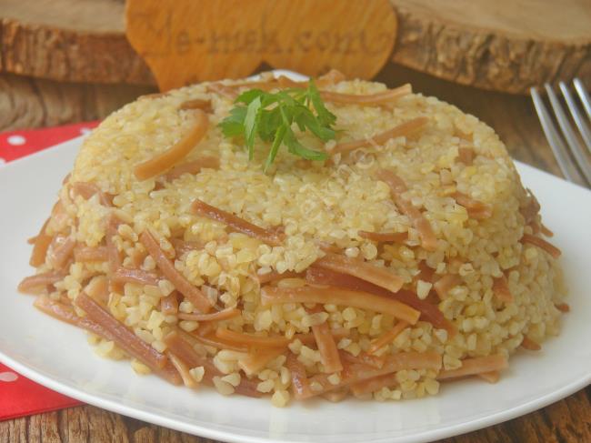 Erişteli Bulgur Pilavı - Yapılışı (9/12) 