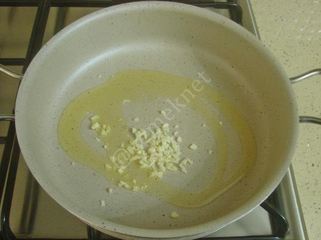 Fırında Sebze Kızartması - Yapılışı (9/12) 