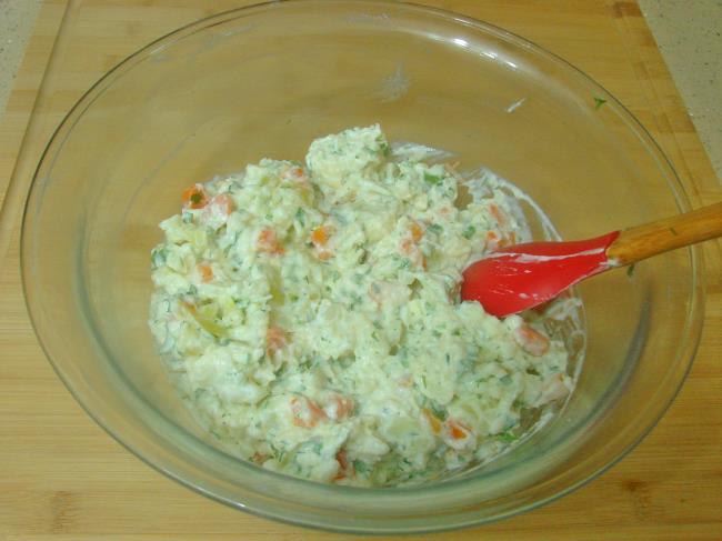 Havuçlu Karnabahar Salatası - Yapılışı (8/12) 