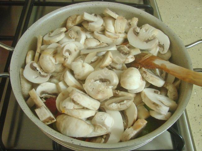 Sebzeli Mantar Sote - Yapılışı (8/12) 