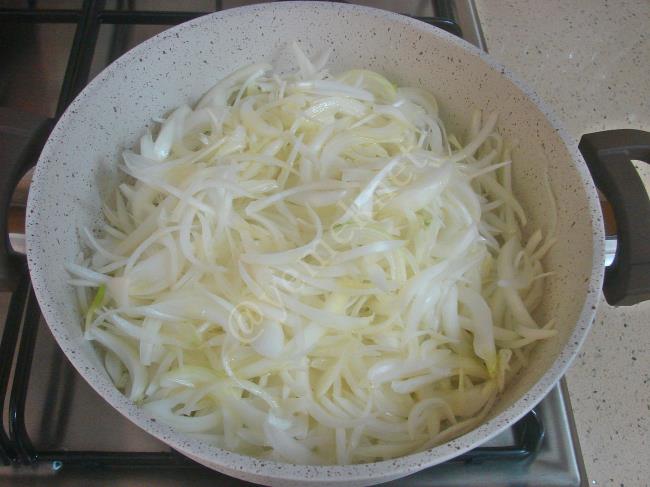 Soğan Kavurması - Yapılışı (2/8) 