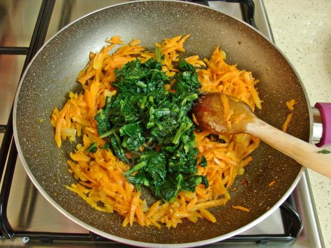 Havuçlu Pazı Salatası - Yapılışı (6/12) 