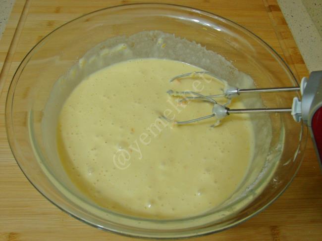 Limonlu Portakallı Kek - Yapılışı (6/12) 