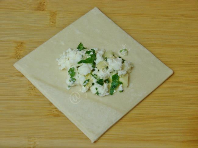 Milföy Böreği - Yapılışı (3/8) 