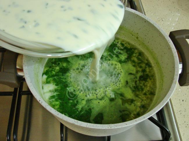Pazı Çorbası - Yapılışı (6/12) 
