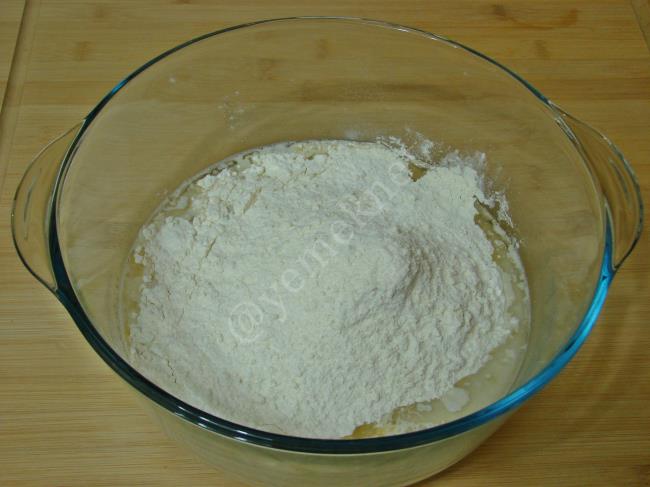 Çiçek Ekmek - Yapılışı (5/16) 