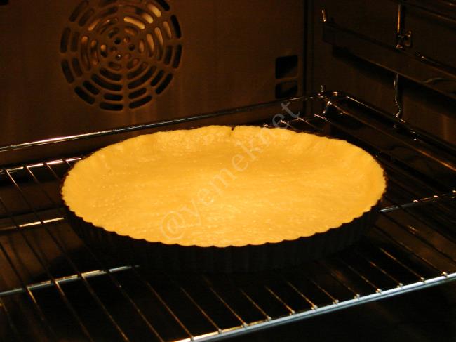 Ispanaklı Tart - Yapılışı (6/16) 