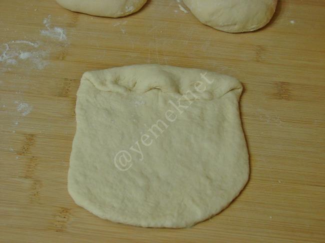 Küçük Somun Ekmek - Yapılışı (8/20) 