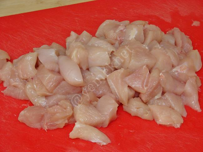 Tavuklu Buğu Kebabı - Yapılışı (2/16) 