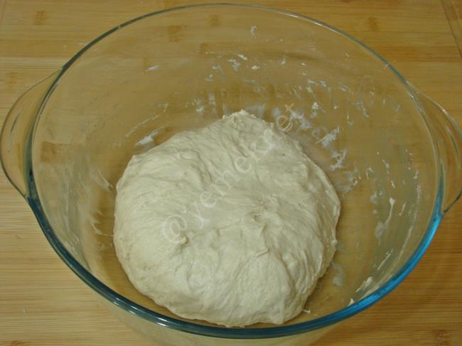 Yaş Mayalı Ekmek - Yapılışı (6/20) 