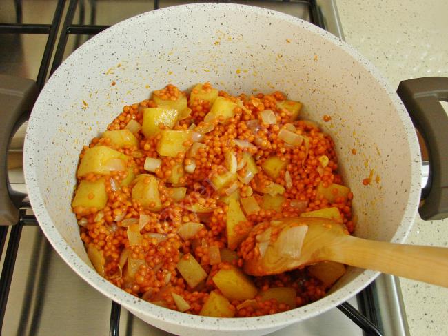 Kremalı Mercimek Çorbası - Yapılışı (5/12) 