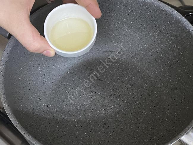 Beyaz Çikolatalı Patlamış Mısır - Yapılışı (2/8) 