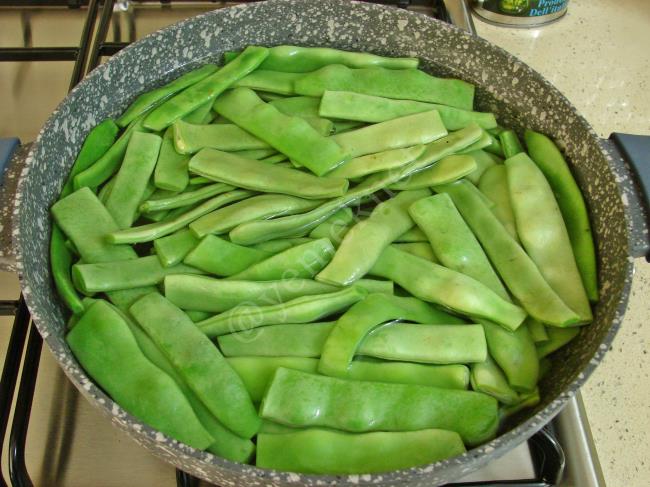 Mısır Unlu Taze Fasulye Kızartması - Yapılışı (3/12) 